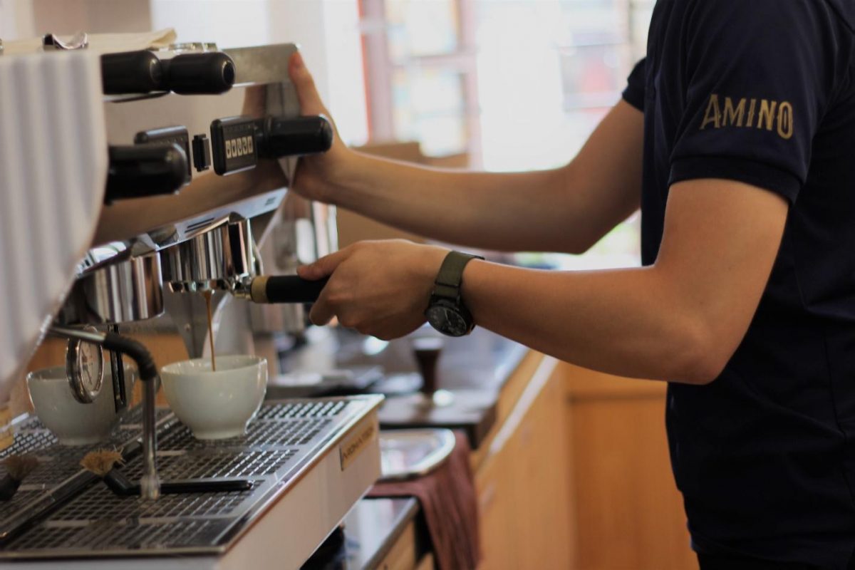 Bí quyết pha cà phê máy của AMINO