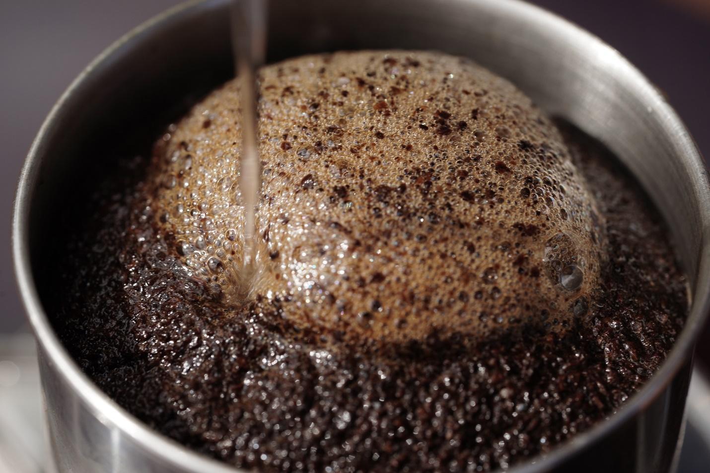 Hình ảnh cà phê khi pha